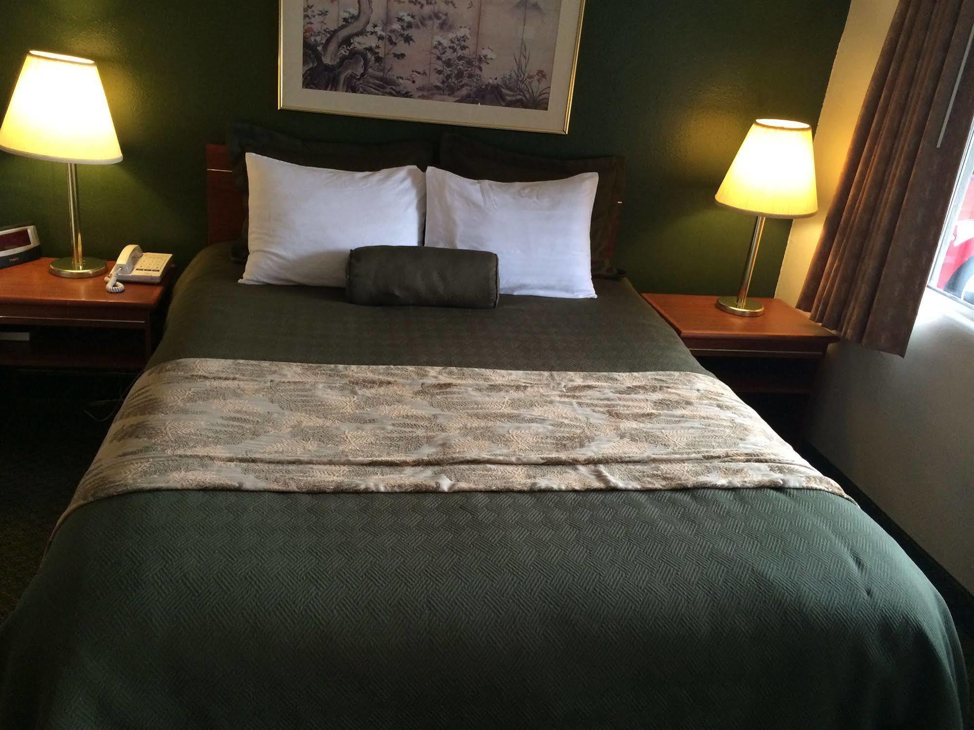 Travelodge By Wyndham The Dalles Esterno foto